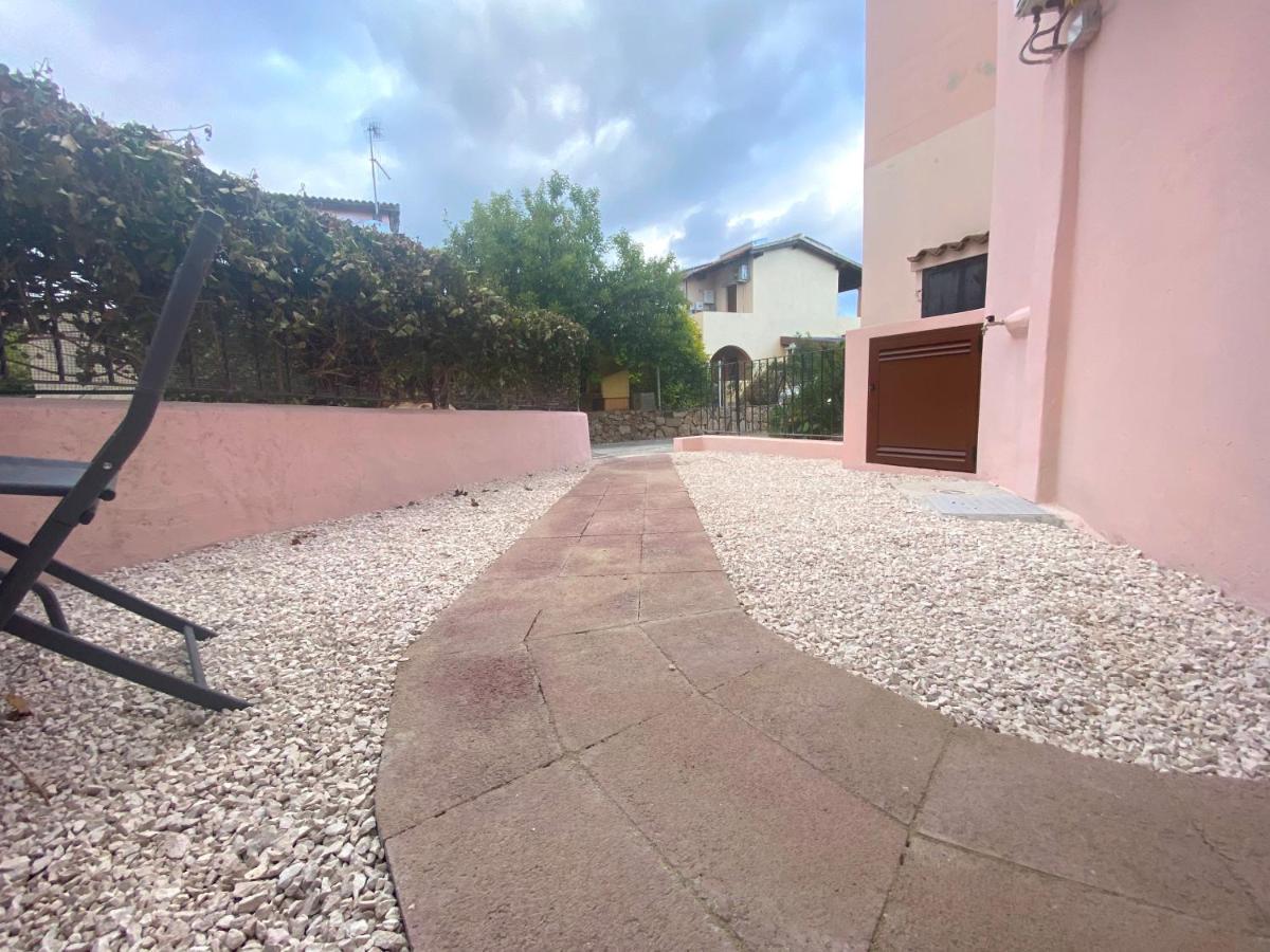 La Coccinella Al Mare Bed & Breakfast San Teodoro  Bagian luar foto