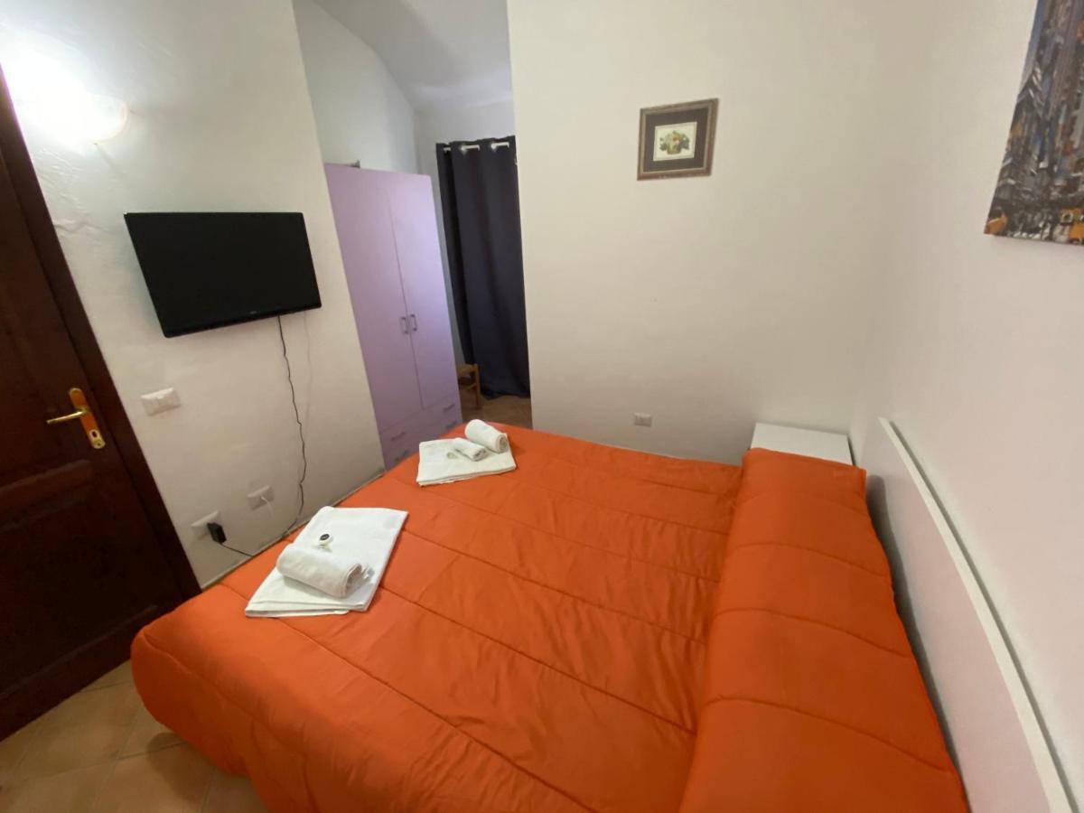 La Coccinella Al Mare Bed & Breakfast San Teodoro  Bagian luar foto