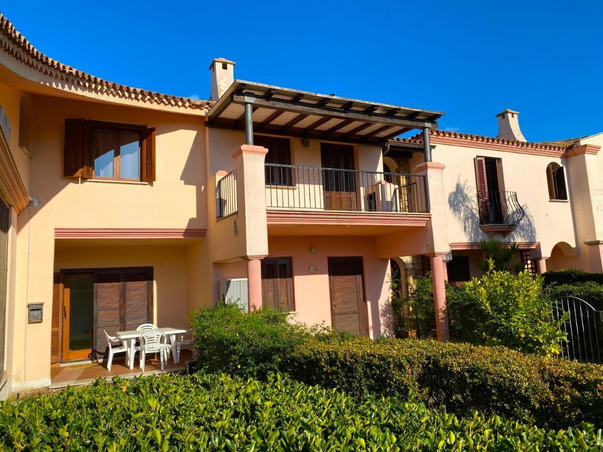 La Coccinella Al Mare Bed & Breakfast San Teodoro  Bagian luar foto